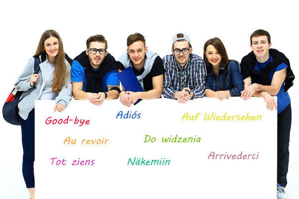 How do poliglots learn a language?
